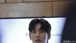 POV Ditatap Ji Chang Wook!