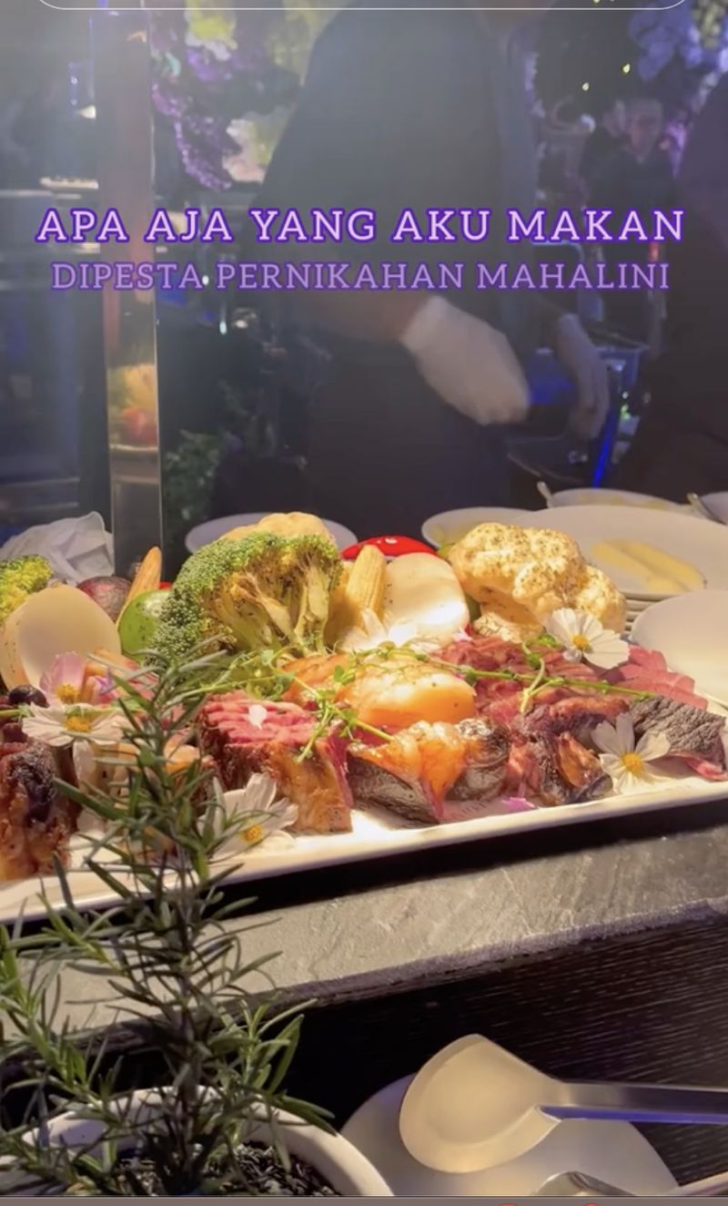 Makanan di pernikahan Mahalini dan Rizky Febian