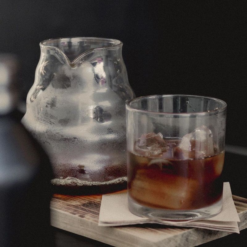Slow Bar yang keren di Bandung