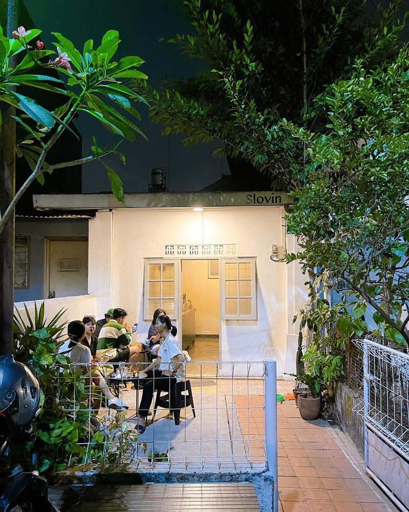 Slow Bar yang keren di Bandung