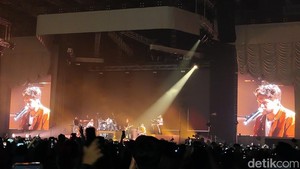 Lagu-lagu hitsnya seperti Nice To Meet Ya turut dibawakan di konser ini. Bahkan Nice To Meet Ya jadi lagu pembuka konser.  Pingkan Nur Anggraini/detikpop