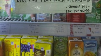 Tuh, jangan main lato-lato dekat kulkas! Foto: X/nocontextwarung