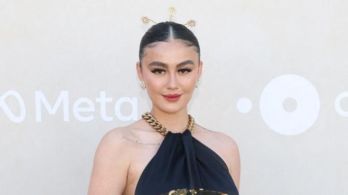 LOS ANGELES, CALIFORNIA - MAY 11: Agnez Mo attends Gold House Hosts 2024 Gold Gala at The Music Center on May 11, 2024 in Los Angeles, California.   Monica Schipper/Getty Images/AFP (Photo by Monica Schipper / GETTY IMAGES NORTH AMERICA / Getty Images via AFP)