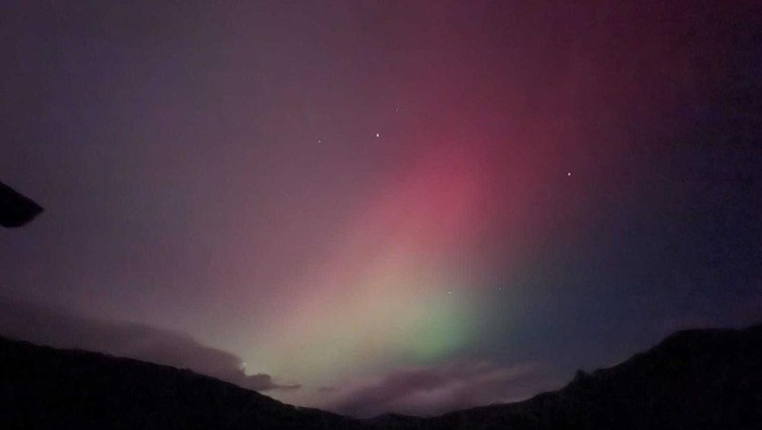 Badai Matahari salah satunya berdampak pada Kemunculan Aurora Borealis atau Northern Lights
