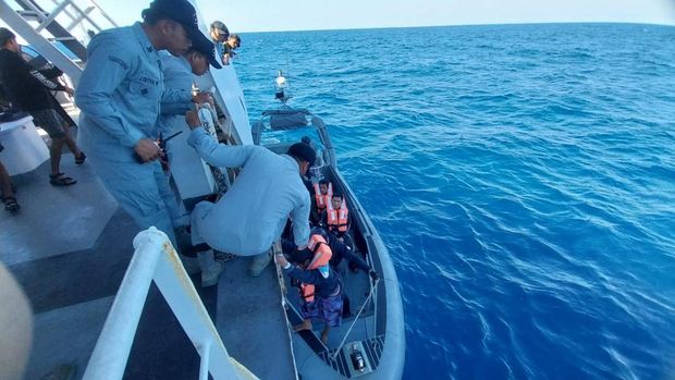 Bakamla jemput 18 nelayan RI yang sempat ditangkap di Australia
