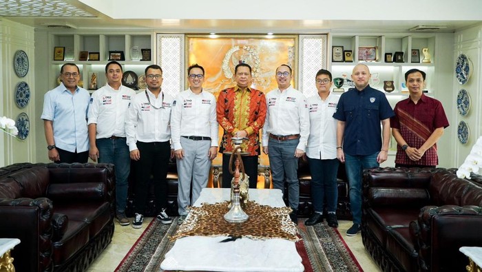 Bamsoet dan Pengurus TGRI