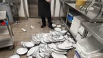 Duh! 10 Kondisi Dapur Restoran Ini Kotor hingga Berantakan