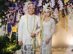 Momen Menggemaskan Kehadiran Bintang-Santyka Fauziah untuk Rizky Febian
