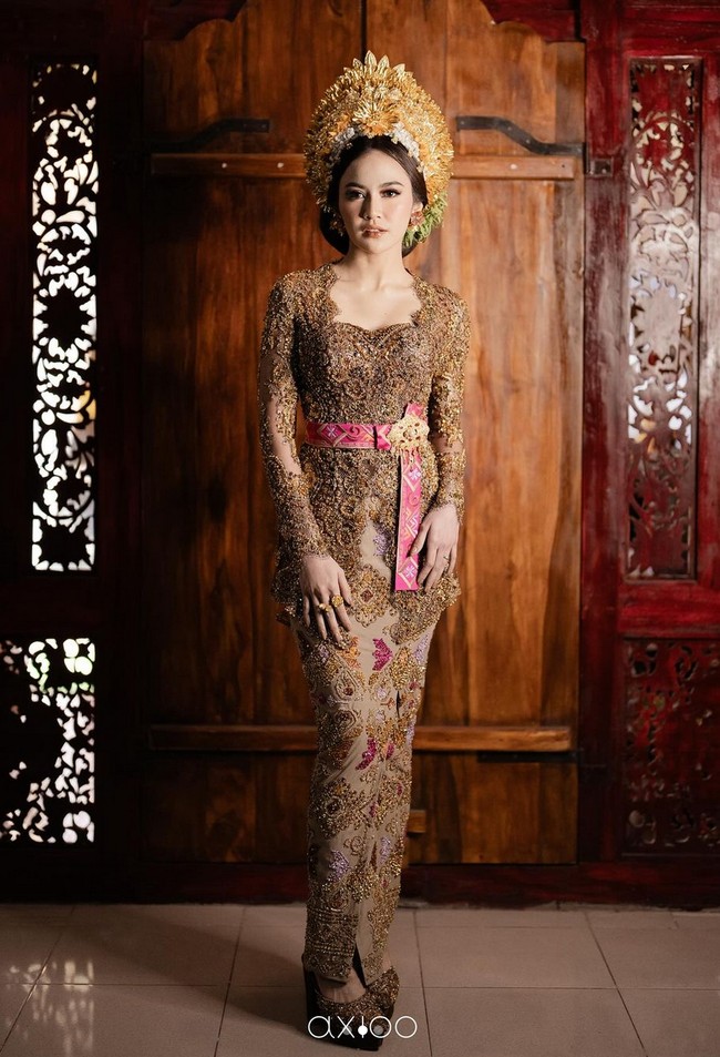 8 Inspirasi Pernikahan Mahalini, Kebaya Mepamit, Akad Nikah Hingga Resepsi
