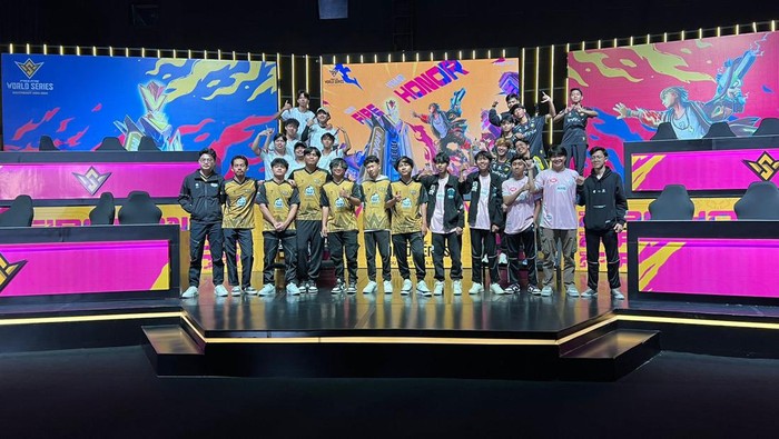 Berakhir sudah gelaran babak knockout stage FFWS SEA 2024 Spring. Empat tim Free Fire yang mewakili Indonesia di kompetisi ini berhasil lolos ke final.
