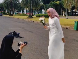 Viral Ide Foto Prewedding Pasangan LDR, Begini Hasilnya yang Bikin Gemas
