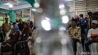 Kecelakaan itu terjadi pada Sabtu (11/5) malam. Kecelakaan diduga dipicu rem blong. Polisi menyatakan tidak ada jejak rem di TKP kecelakaan.