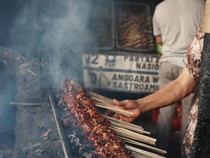 5 Sate Ayam Legendaris Jakarta, Ada Sate RSPP yang Dikunjungi Ji Chang Wook!
