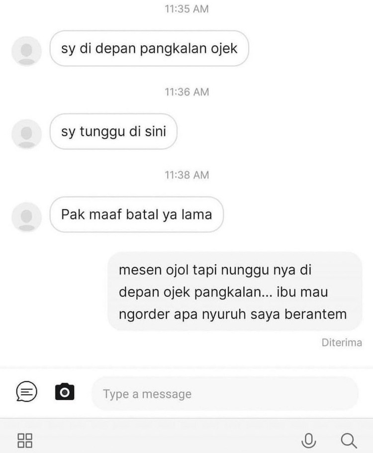 Berikut ini kumpulan foto random yang menggambarkan kocaknya kelakuan warga +62. Mana yang paling bikin ngakak?
