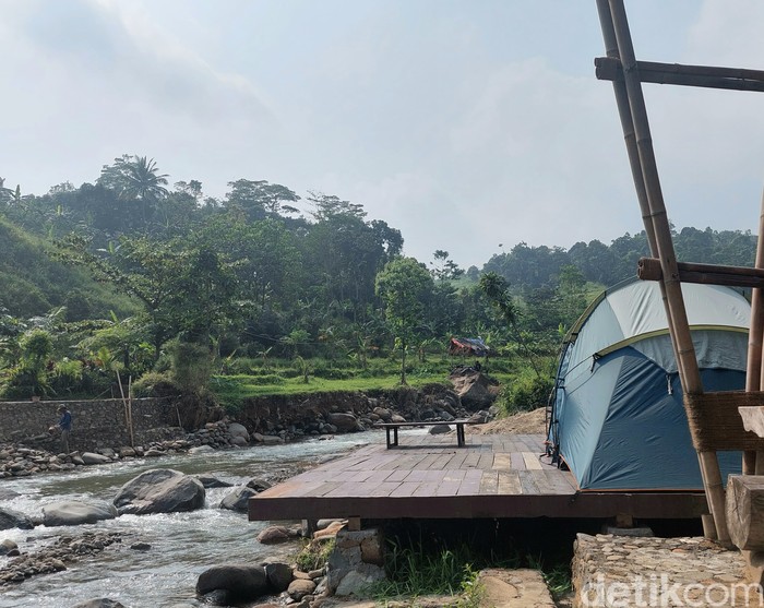 Landeuh Village Riverside Glamping & Cabin Landeuh Village Riverside Glamping & Cabin