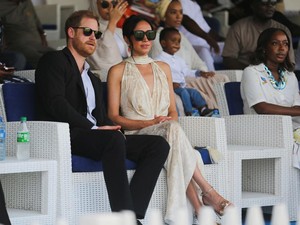 Harry-Meghan Tiba-tiba Pindahkan Sekolah Anak, Kenapa?