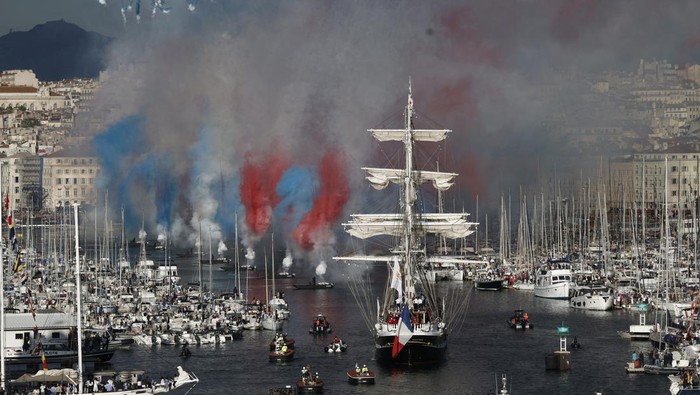 Paris Olympics 2024 - Arrival of the Olympic Flame in Marseille - Marseille, France - May 8, 2024  General view of flares as the 