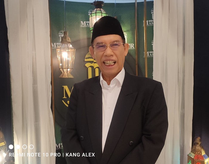 Prof Ahmad Thib Raya, muthowif Maktour