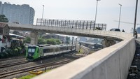 Pembangunan jalan layang itu ditujukan untuk mengurai kemacetan di kawasan tersebut.