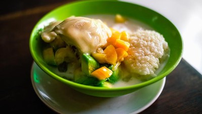Slurrpp! 20 Es Duren yang Legit Ada di Sini