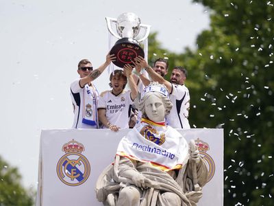 Meriahnya Parade Juara Real Madrid