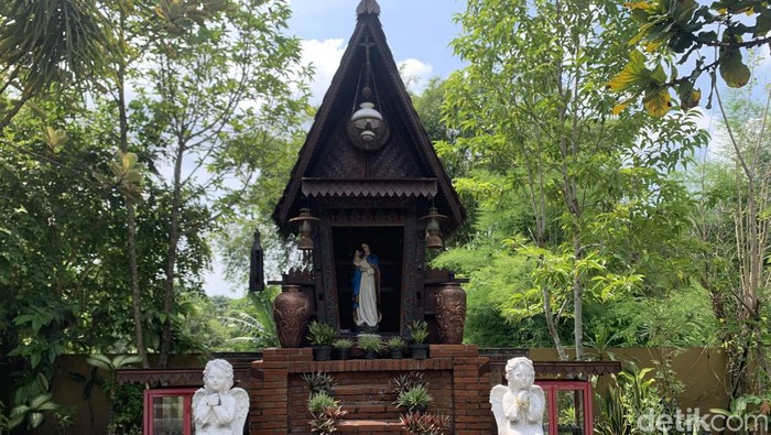 Taman doa Omah Maria di Gereja Gamping, Sleman. Foto diunggah Senin (13/5/2024).