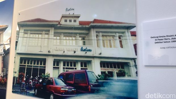 Antara Heritage Center (AHC)  di kawasan Pasar Baru Jakarta Pusat diresmikan olea Menteri BUMN Erick Thohir pada Selasa (14/5/24). Menjadi kantor sekaligus objek wisata jurnalistik.