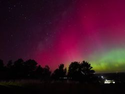 Aurora Bukan Cuma Cahaya Utara, Ada Cahaya Selatan