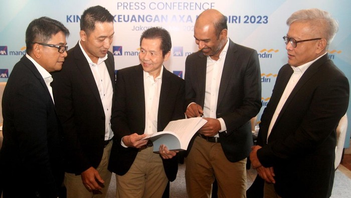 AXA Mandiri Cetak Laba Bersih Rp 1,33 Triliun PT AXA Mandiri Financial Services (AXA Mandiri) membukukan laba bersih Rp 1,33 triliun di tahun 2023. Capaian itu tumbuh 13,2% secara tahunan (yoy) dibandingkan tahun 2022 yakni Rp 1,17 triliun.