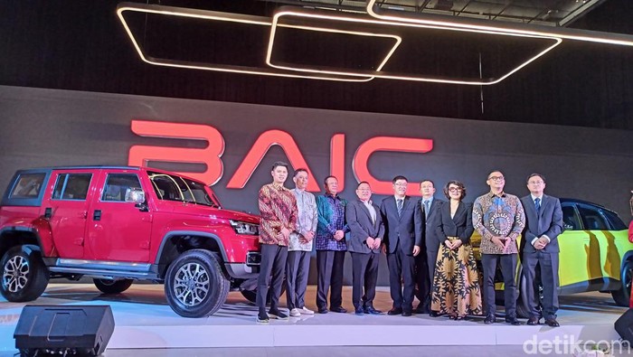 BAIC resmi meluncur di Indonesia memperkenalkan dua mobil sekaligus