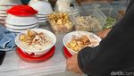 Bubur Ayam Topping Kulit Crispy yang Sedap Sejak 1990 Ada di Barito!