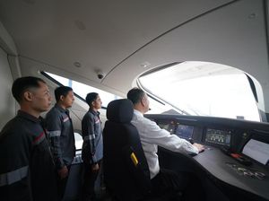 Bukan Lagi di Simulator, Calon Masinis Whoosh Praktik Langsung di Kereta Cepat