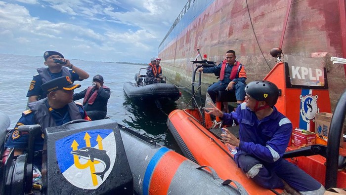 Direktorat Jenderal Perhubungan Laut menerima apresiasi atas keberhasilan dalam mengevakuasi Kapal MV LAYAR ANGGUN 8
