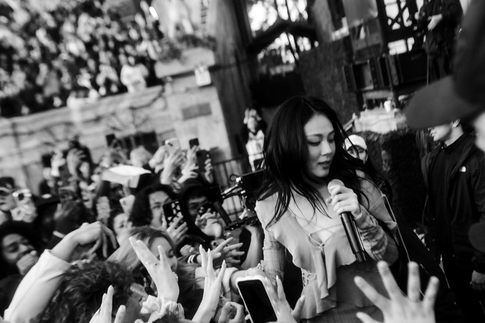 BIBI tampil di Head In The Clouds New York Music & Arts Festival digelar Sabtu (11/5/2024) di Forest Hills Stadium, Queens, New York.