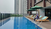 Banyak fasilitas yang bisa digunakan tamu yang menginap, salah satunya adalah kolam renang ini. (Syanti Mustika/detikcom)