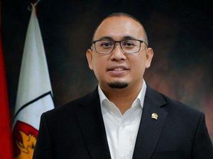 Andre Rosiade Dukung KAI Tingkatkan Layanan Untuk Masyarakat
