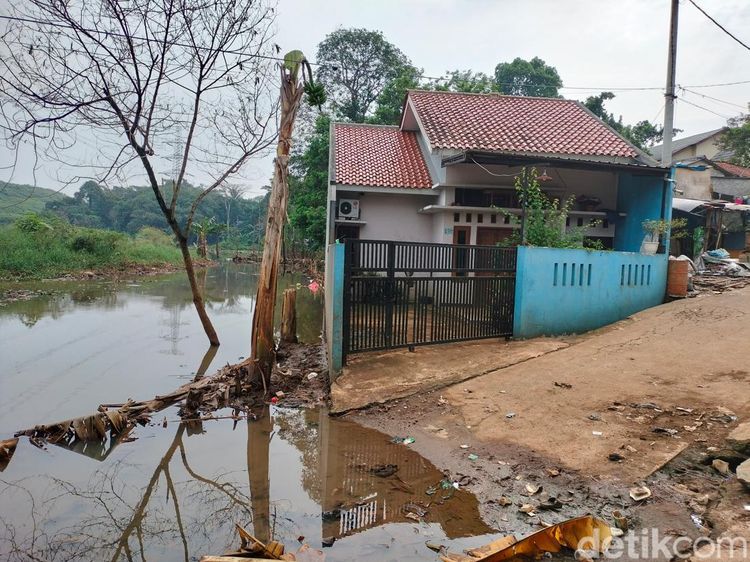 Sudah 6 Bulan Dilanda Banjir Abadi, Begini Potret Desa Mati di Depok
