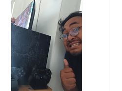 Meme Sejarah Beli PS 1-5, Gegara Sunat hingga Cuma Nonton di YouTube