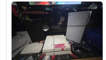 Bei PS 4 dan 5 dibantu ibu. Foto: Twitter