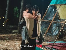 5 Soundtrack Lovely Runner Populer Banget Jelang Ending Drakornya 5 Soundtrack Lovely Runner Populer Banget Jelang Ending Drakornya