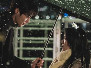 Lovely Runner Tayang di Netflix, Langsung Terpopuler Nomor 1