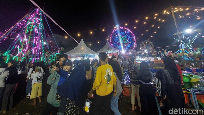 Pasar malam di Kota Cimahi