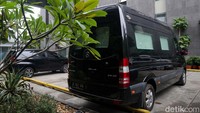 Di antaranya untuk pembayaran dokter kecantikan anak, renovasi rumah anak, setoran ke istri setiap bulan, pembelian mobil untuk anak, hingga membayar tagihan kartu kredit SYL.  
