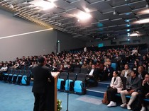 Potret Menteri Bahlil Beri Kuliah Umum PPI Australia, Tegaskan Hilirisasi