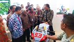 Potret Menteri ESDM Jajal Motor Marc Marquez di Acara Lebaran Migas