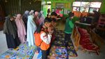 Potret Penemuan Korban Banjir Bandang di Sumbar