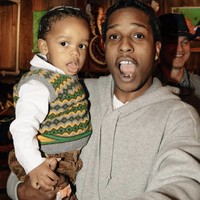 Tak lama lagi usia Riot juga bertambah dan untuk pertamanya kalinya ia merayakan ulang tahun. Riot lahir pada Agustus 2023 lalu. (Foto: instagram/@asaprocky)