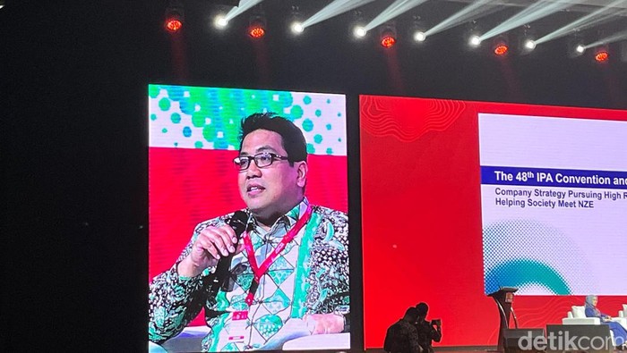 Presiden dan CEO Grup Petronas Datuk Tengku Muhammad Taufik dalam acara IPA Convex 2024 di ICE BSD, Selasa (14/5/2024).