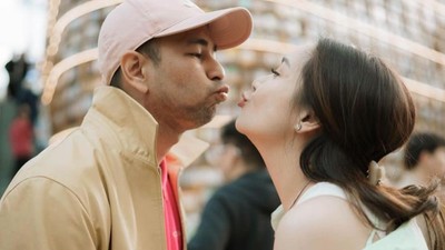 7 Potret Mesra Raffi Ahmad & Nagita Slavina di Korea, Gemas Bak ABG Pacaran