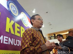 Rektor Unair: Tak Masalah UKT Kita Tidak Naik, Asal Jujur Miskin atau Kaya